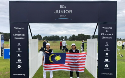 Anis Dylan Sinno and Siti Husna Aina Karim competing in the British Junior Open