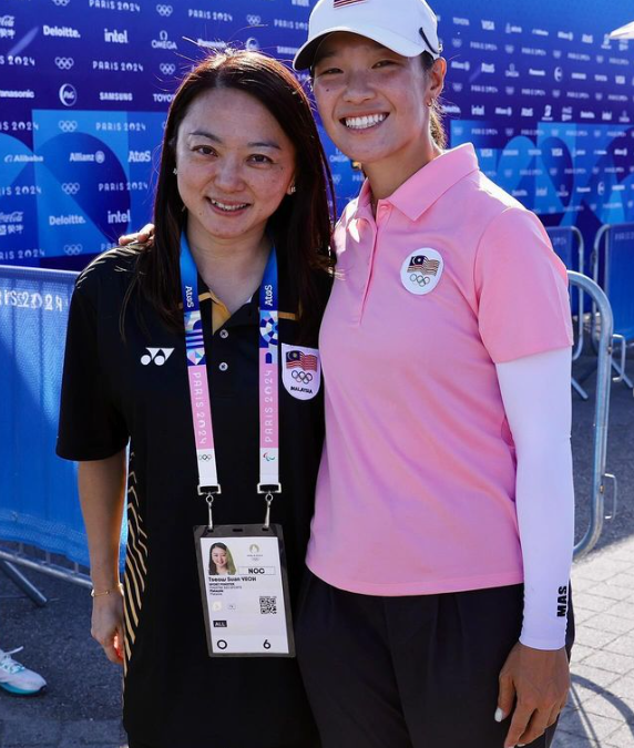 YB Hannah Yeoh was spotted at the Le Golf National cheering on Ashley Lau